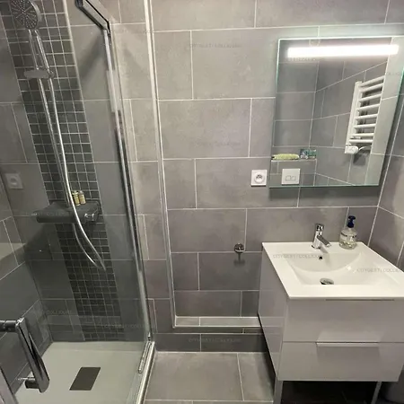 4pa72 - Magnifique Pour 4 Dans Avec Piscine Et Parking 公寓